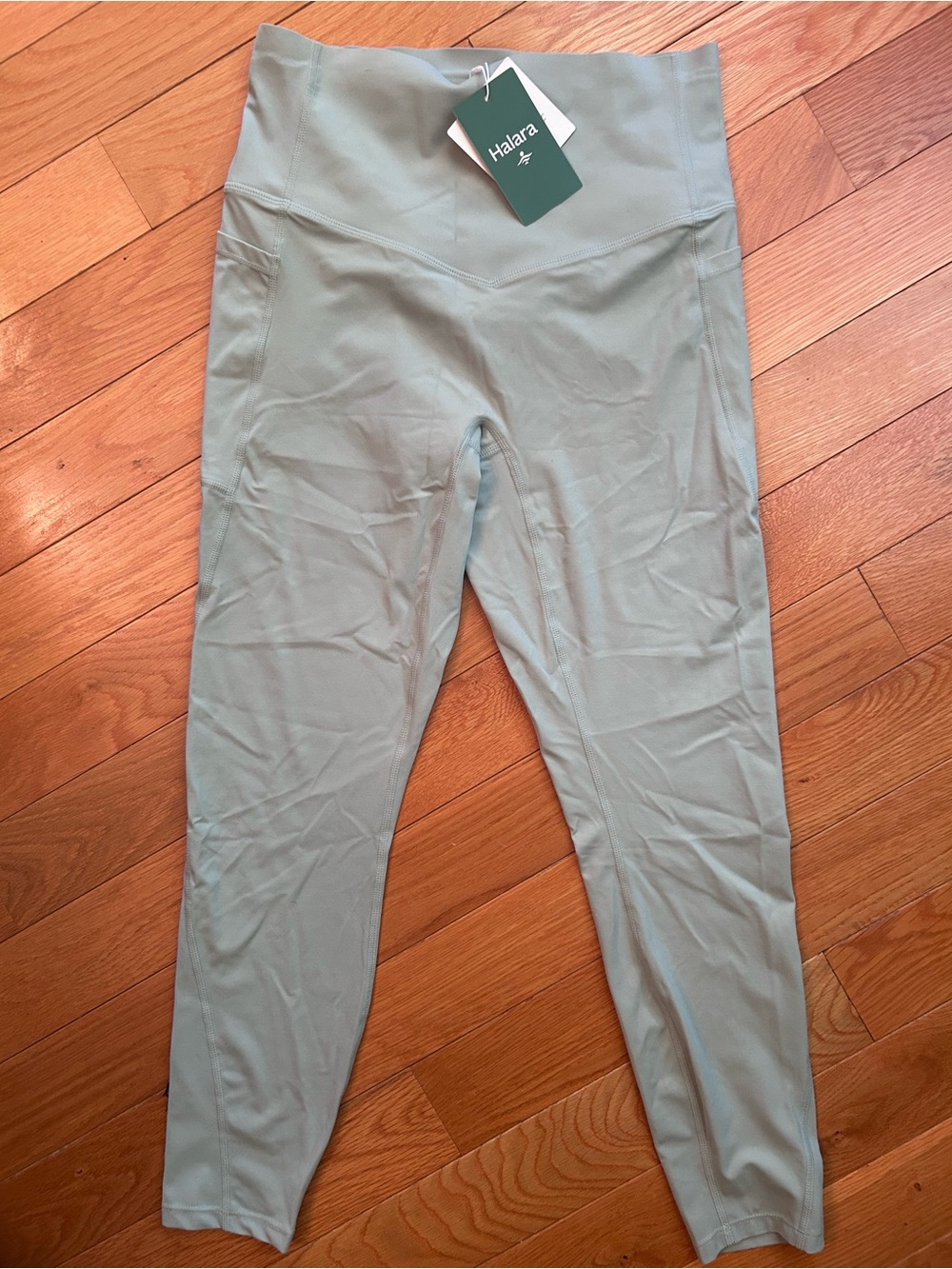 Halara ultrasculpt High-Rise Pocket Leggings - Sage Green - Picture 4 of 5